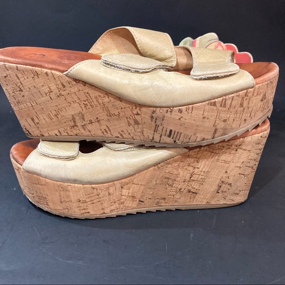 Free Bird wedge sandals w/Velcro straps, size 7, cork heel, leather straps - Picture 7 of 8